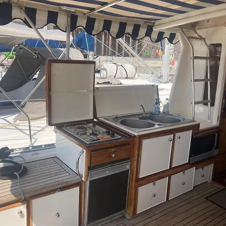 Botel Sejour Athipique A